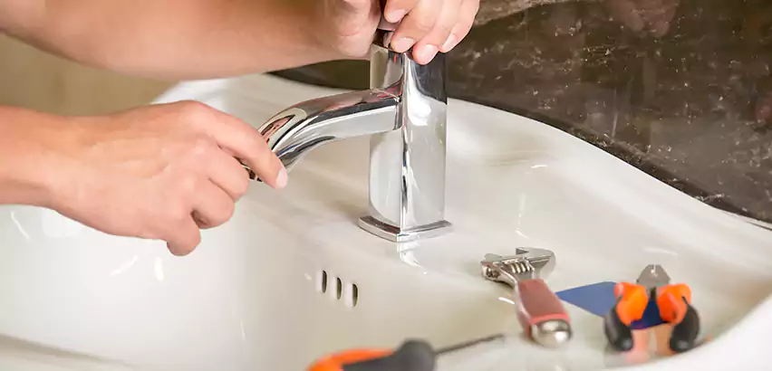 Bathtub Faucet Replacement in Vista